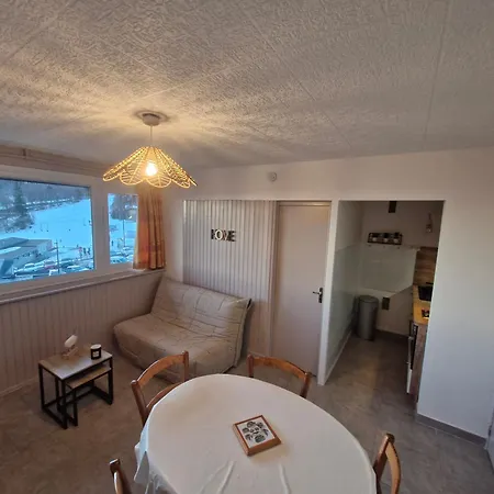 Cosy Au Pied Des Pistes Pour 4 Avec Local A - Fr-1-814-80 * Besse-et-Saint-Anastaise